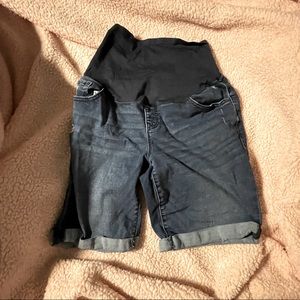 Old Navy Maternity Bermuda Jean Shorts